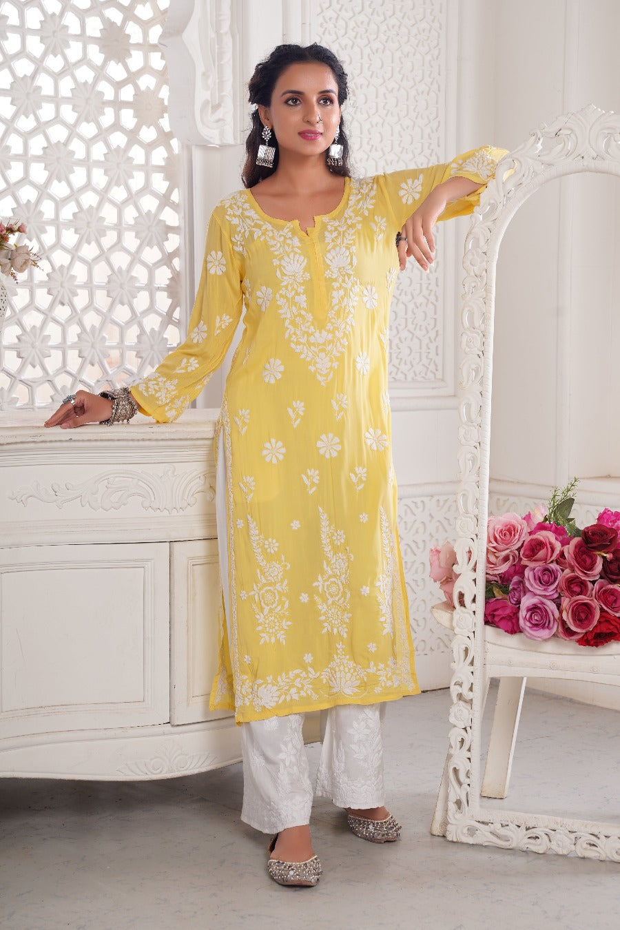 Nadia Chikankari Modal Kurti