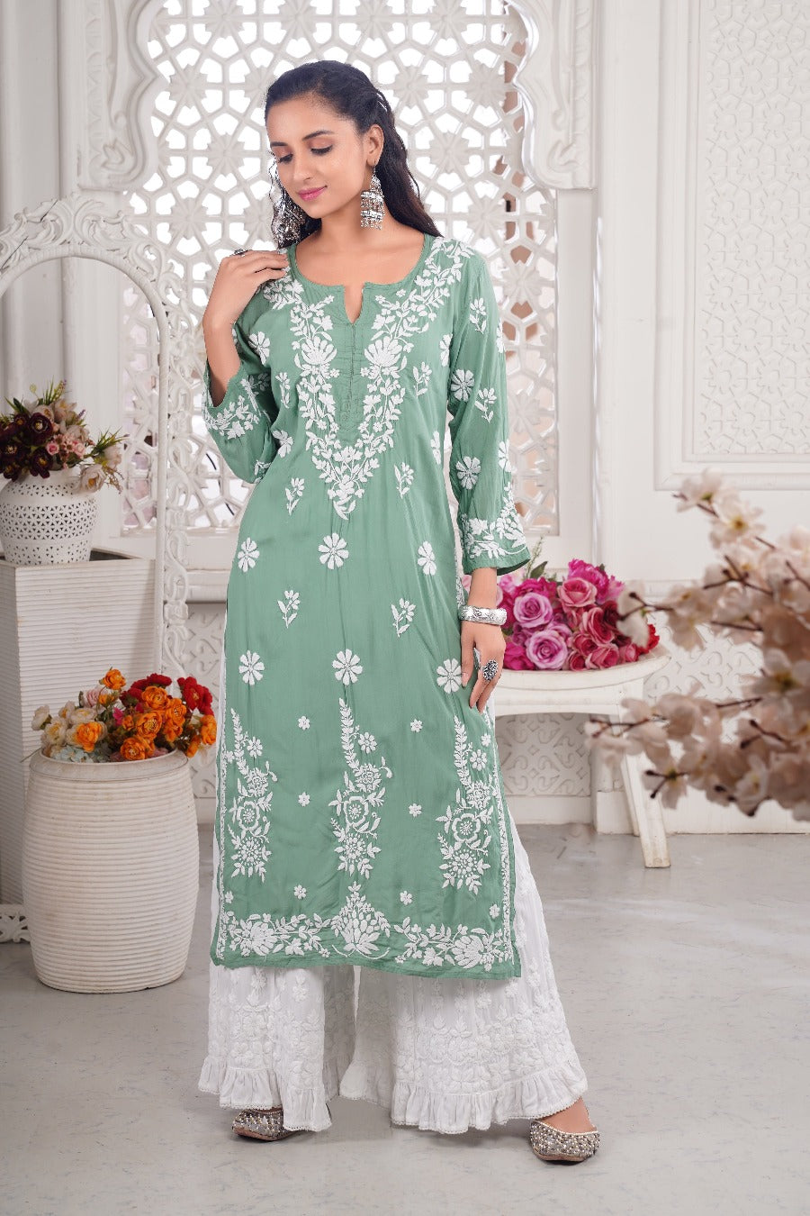 Nadia Chikankari Modal Kurti