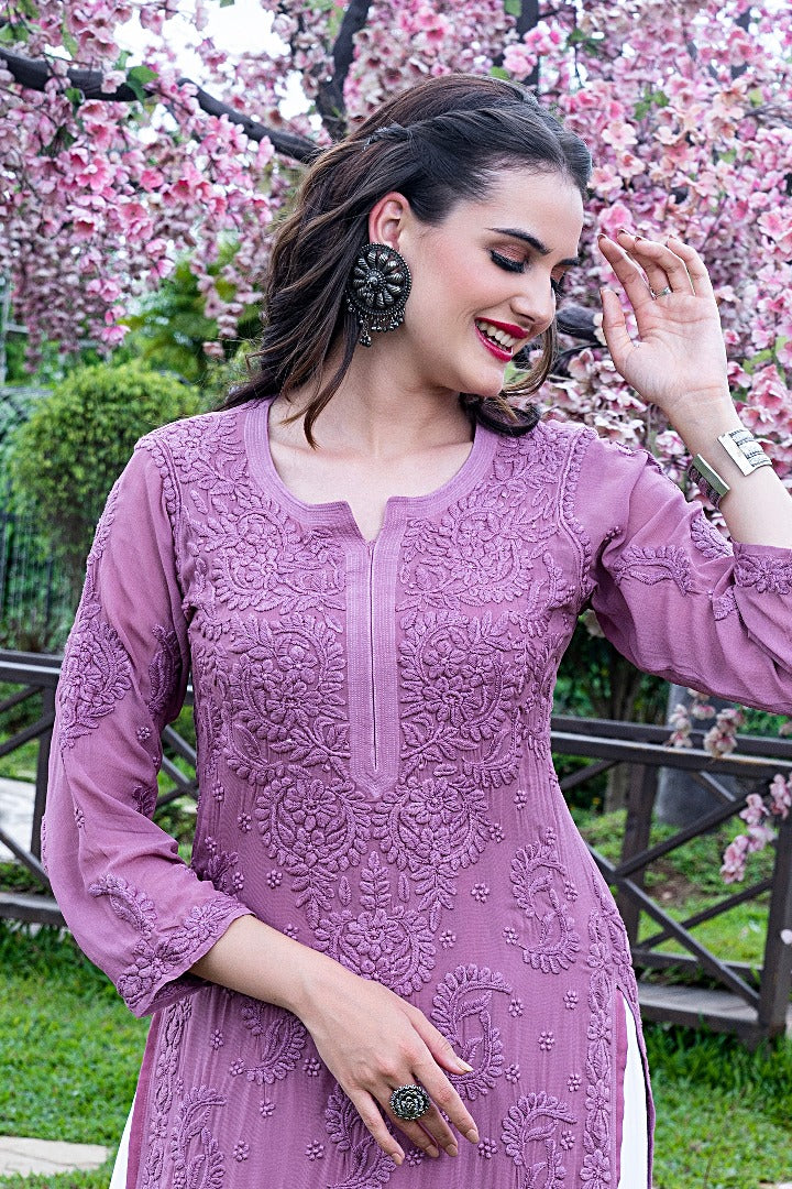 Qisrah Chikankari Viscose Kurti