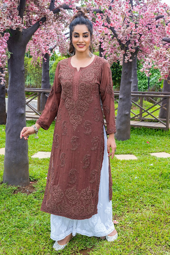 Qisrah Chikankari Viscose Kurti