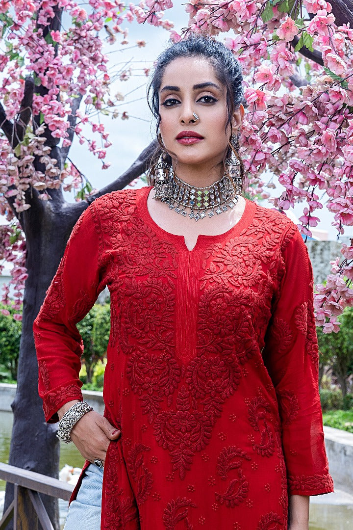 Qisrah Chikankari Viscose Kurti