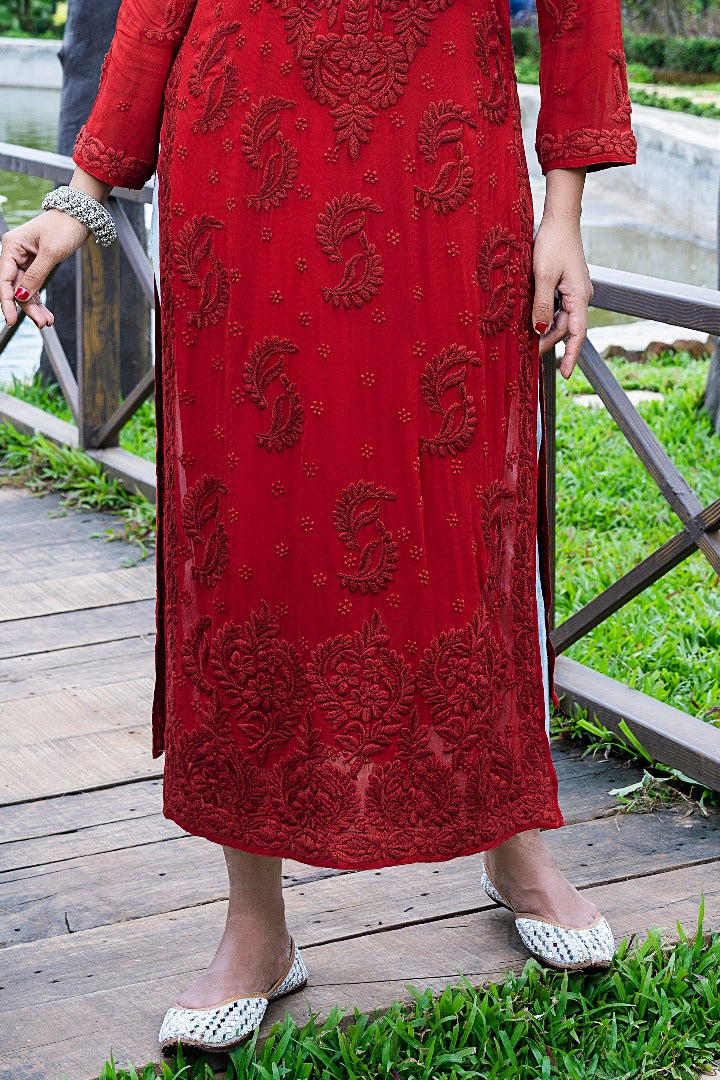 Qisrah Chikankari Viscose Kurti