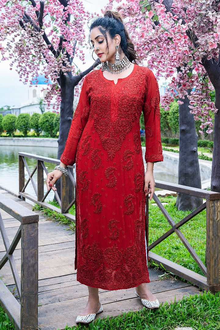 Qisrah Chikankari Viscose Kurti