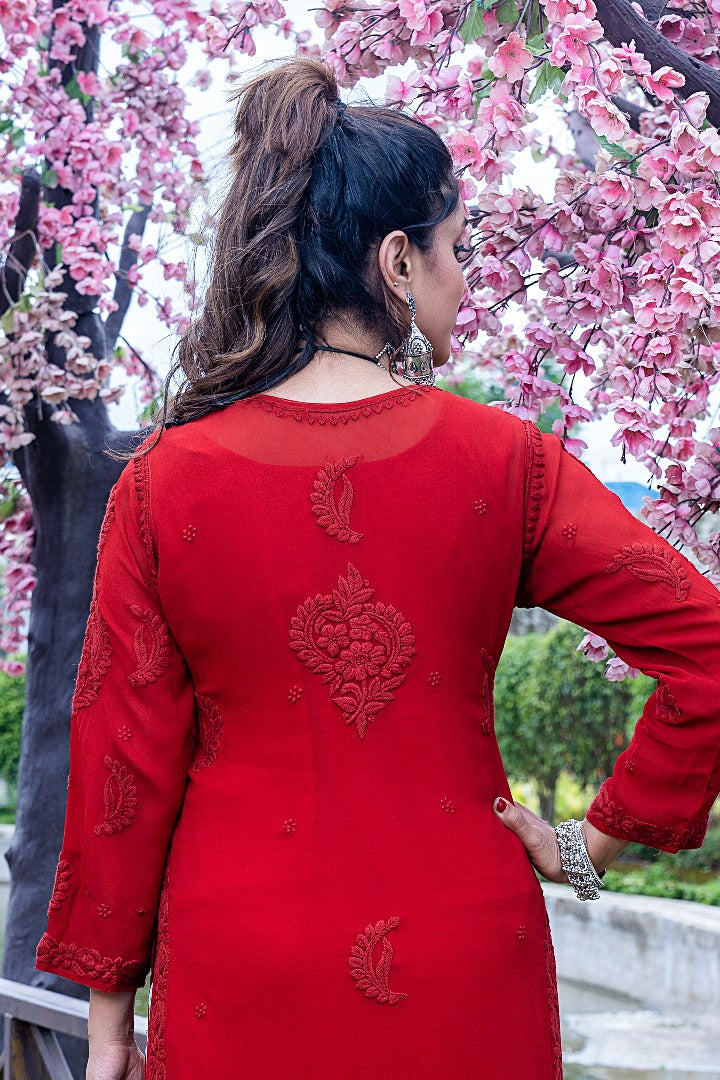 Qisrah Chikankari Viscose Kurti