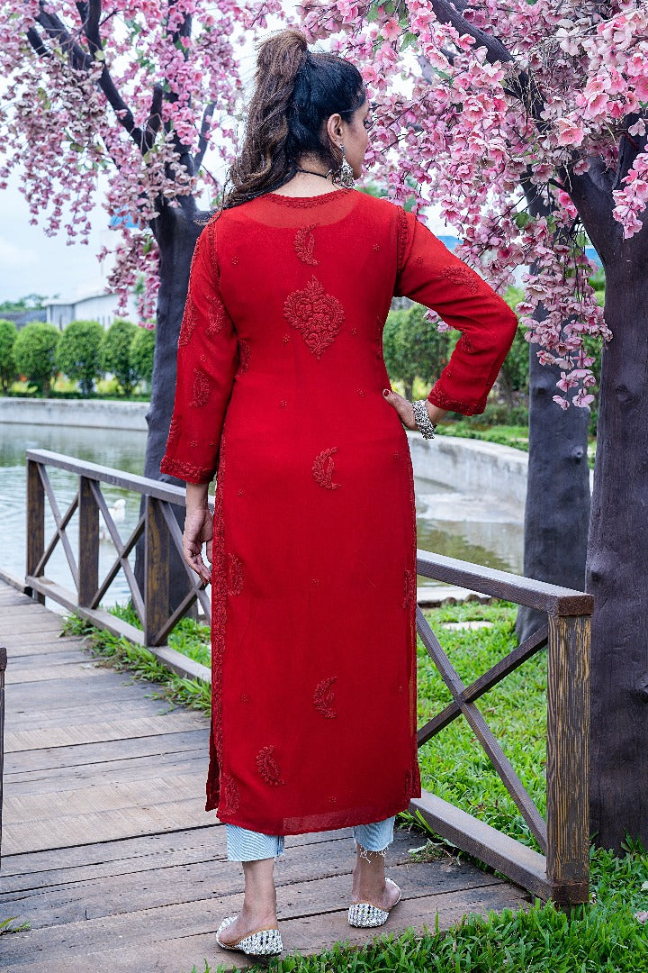 Qisrah Chikankari Viscose Kurti