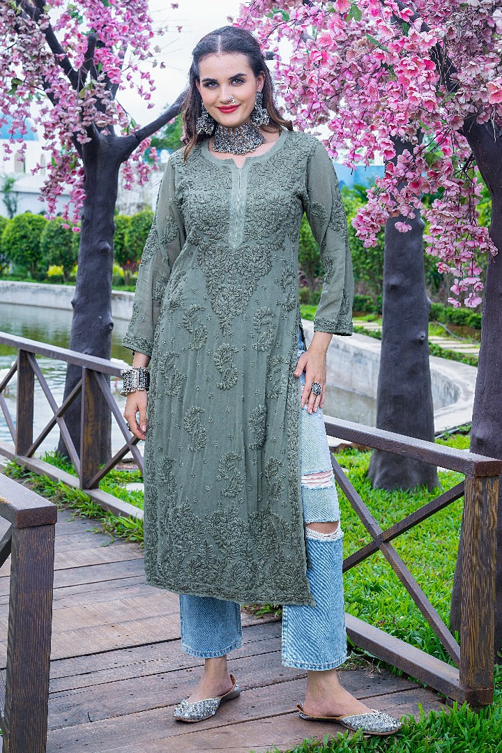 Qisrah Chikankari Viscose Kurti