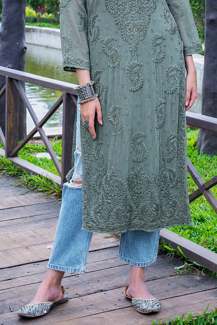 Qisrah Chikankari Viscose Kurti