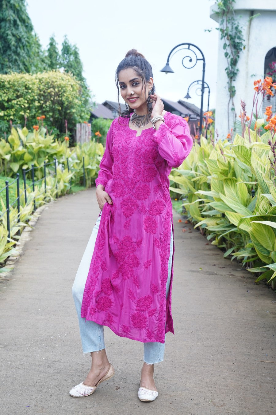 Fida  Chikankari Modal Heavy Kurti