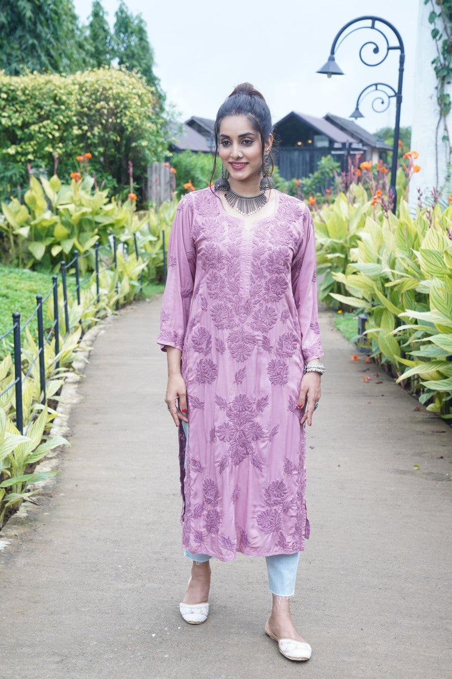 Fida  Chikankari Modal Heavy Kurti