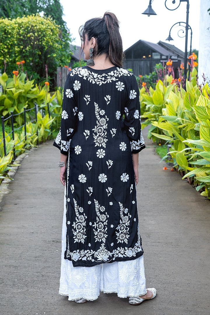 Nadia Chikankari Modal Kurti