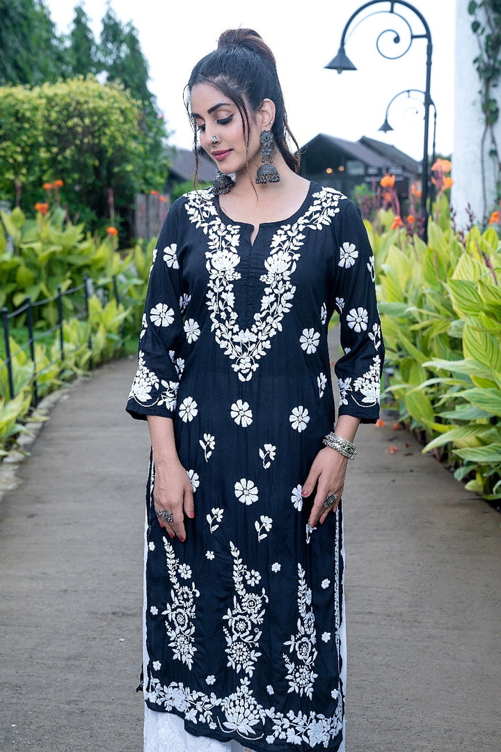 Nadia Chikankari Modal Kurti