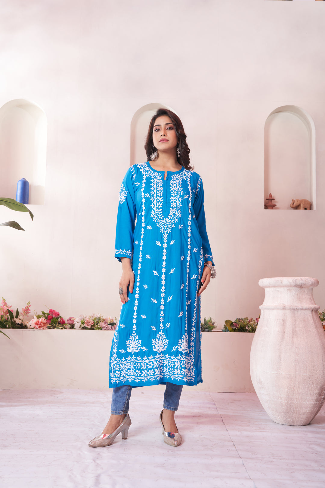 Imaan Chikankari Modal Pocket Kurti