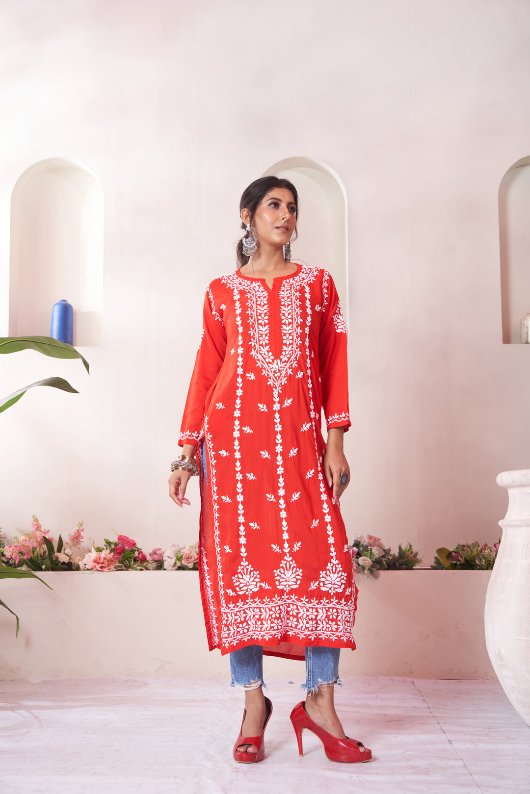 Imaan Chikankari Modal Pocket Kurti