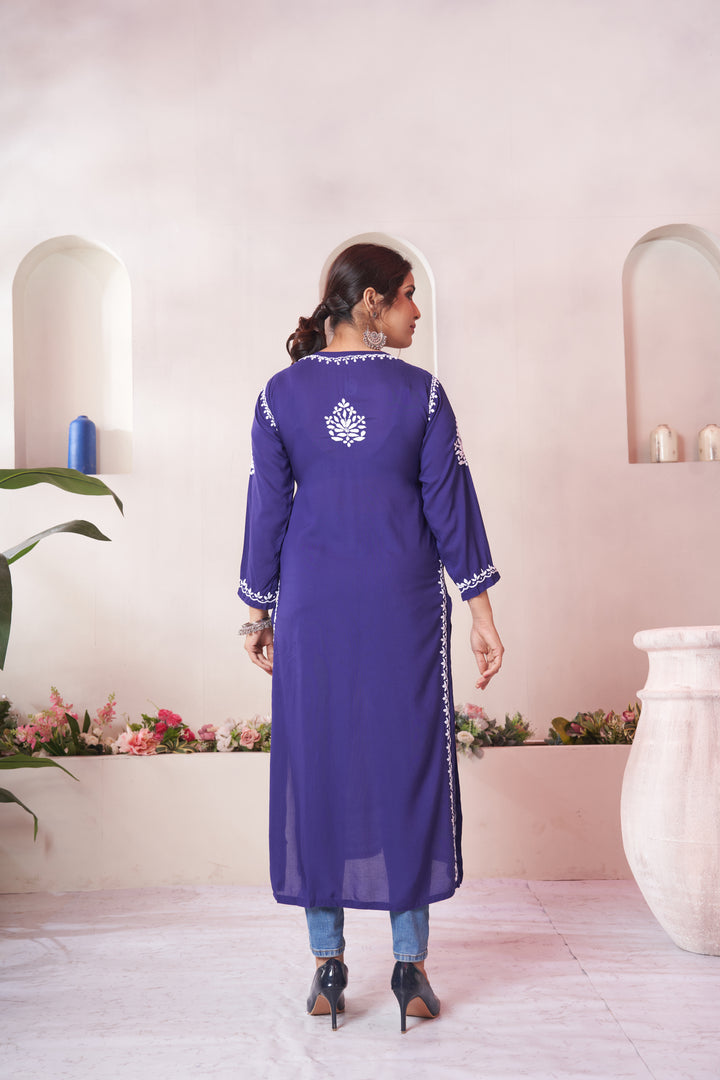 Imaan Chikankari Modal Pocket Kurti