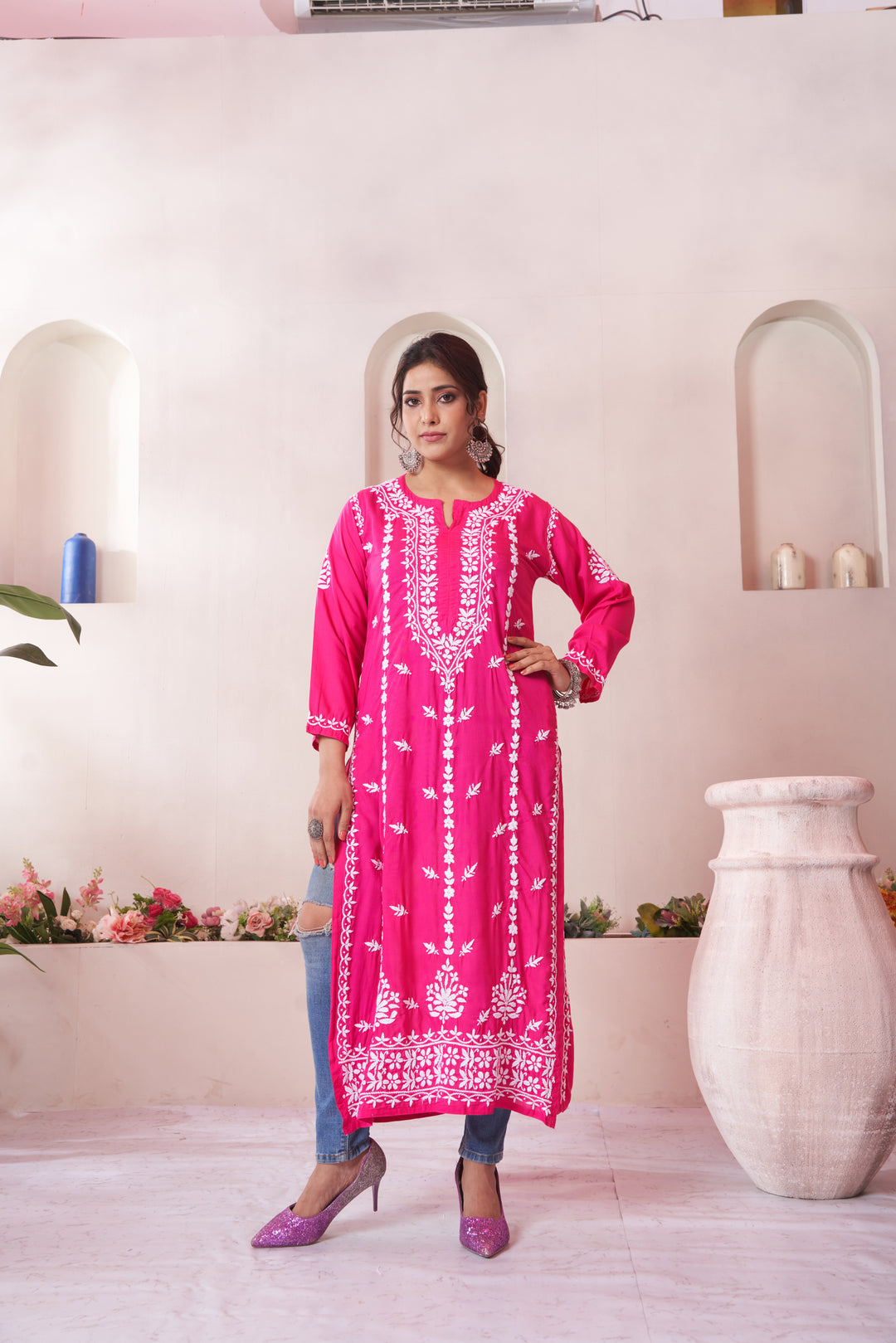 Imaan Chikankari Modal Pocket Kurti