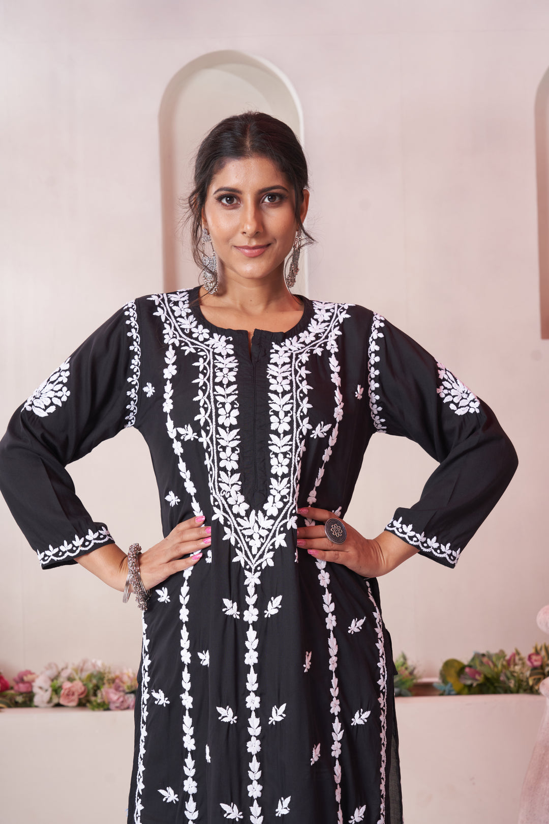 Imaan Chikankari Modal Pocket Kurti