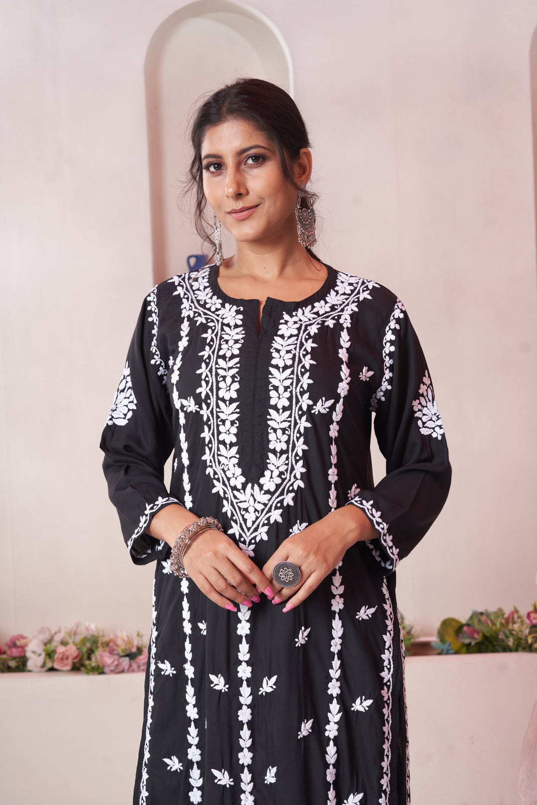 Imaan Chikankari Modal Pocket Kurti