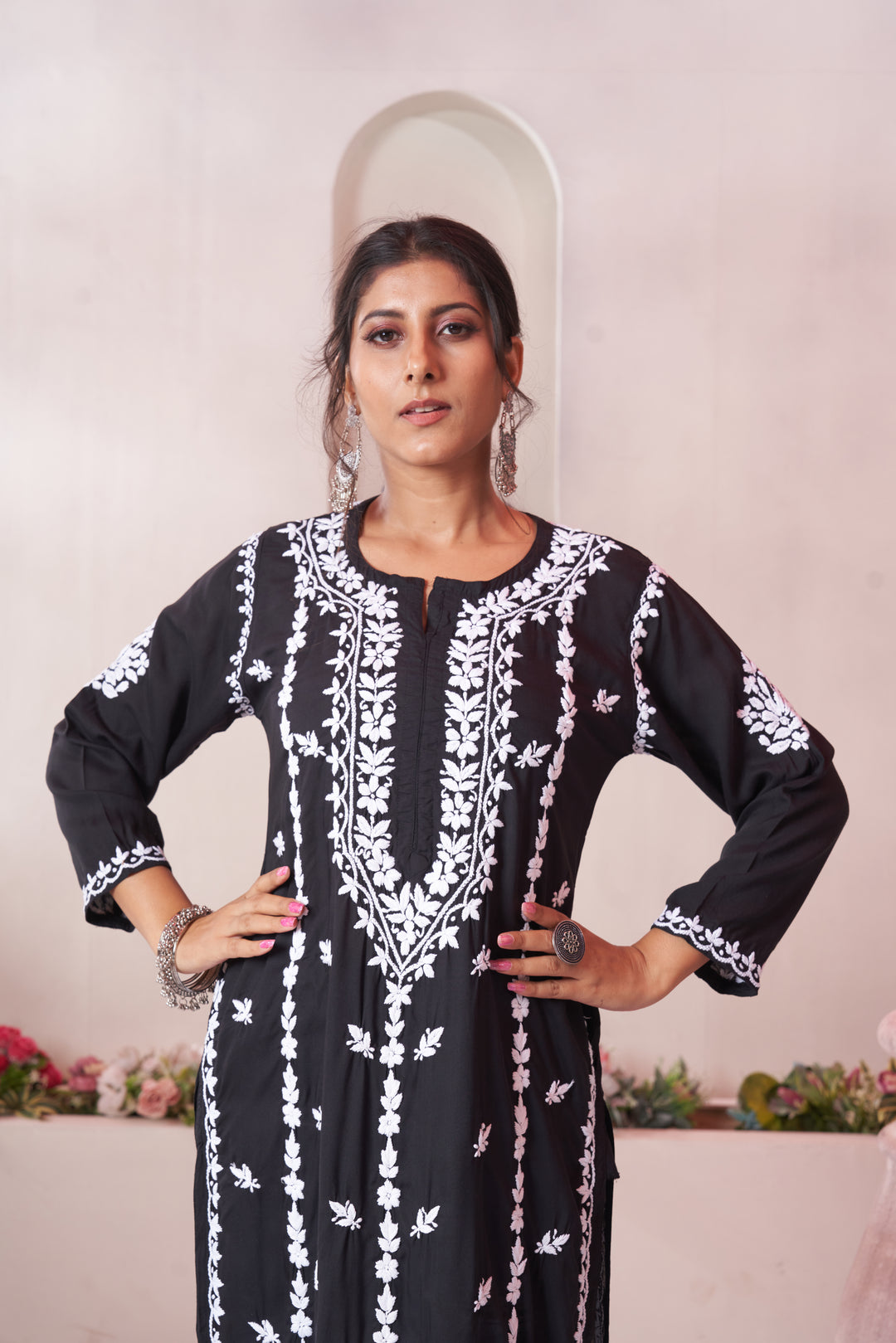 Imaan Chikankari Modal Pocket Kurti