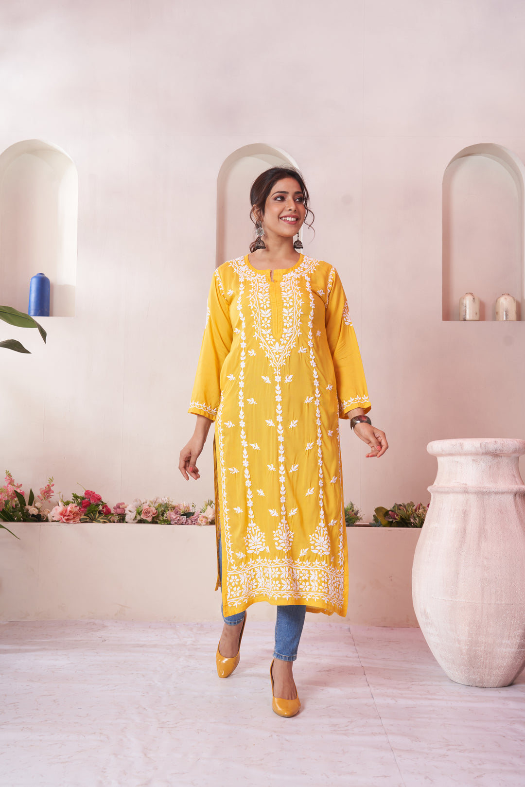 Imaan Chikankari Modal Pocket Kurti