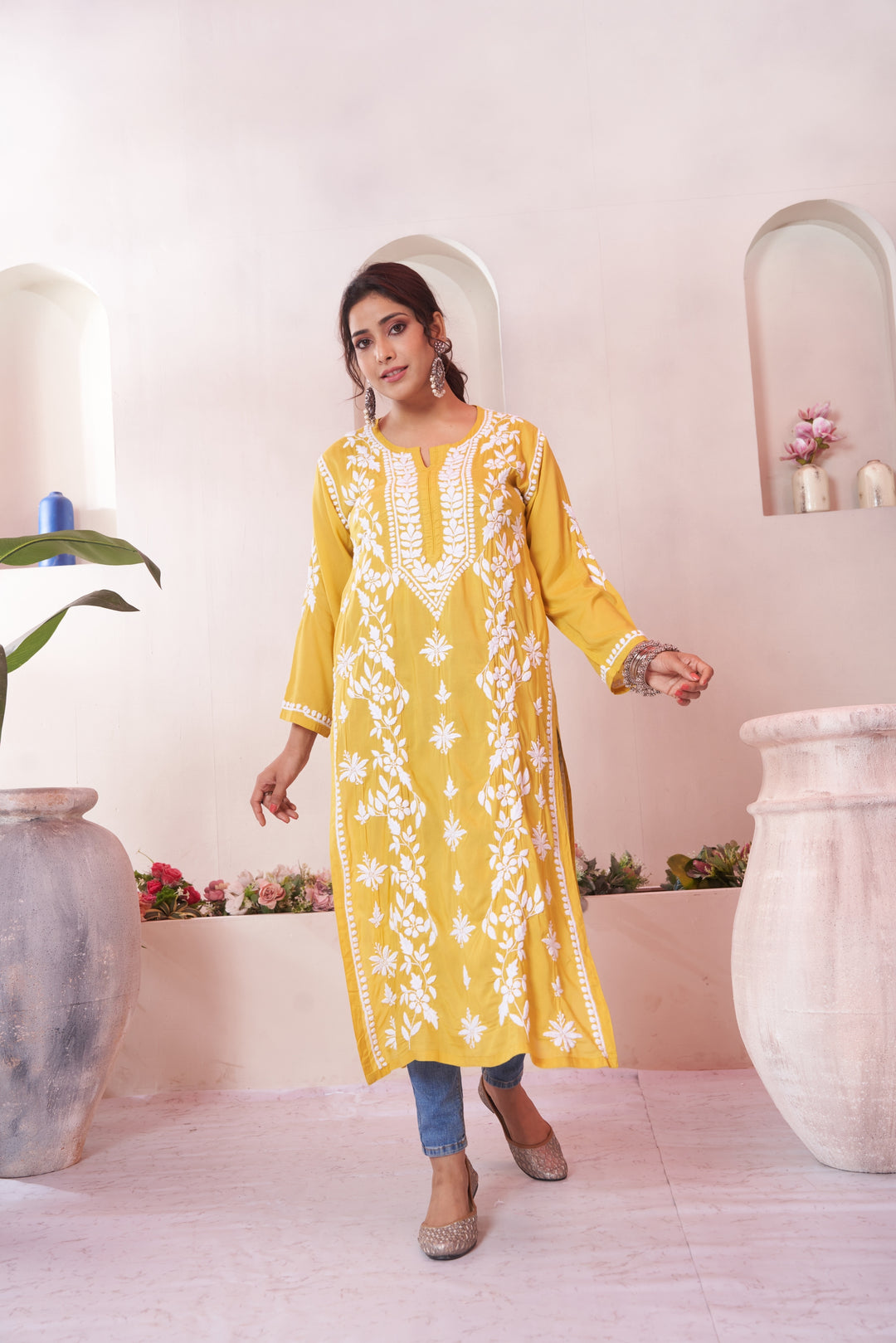 Aqeedah Chikankari Modal Pocket Kurti