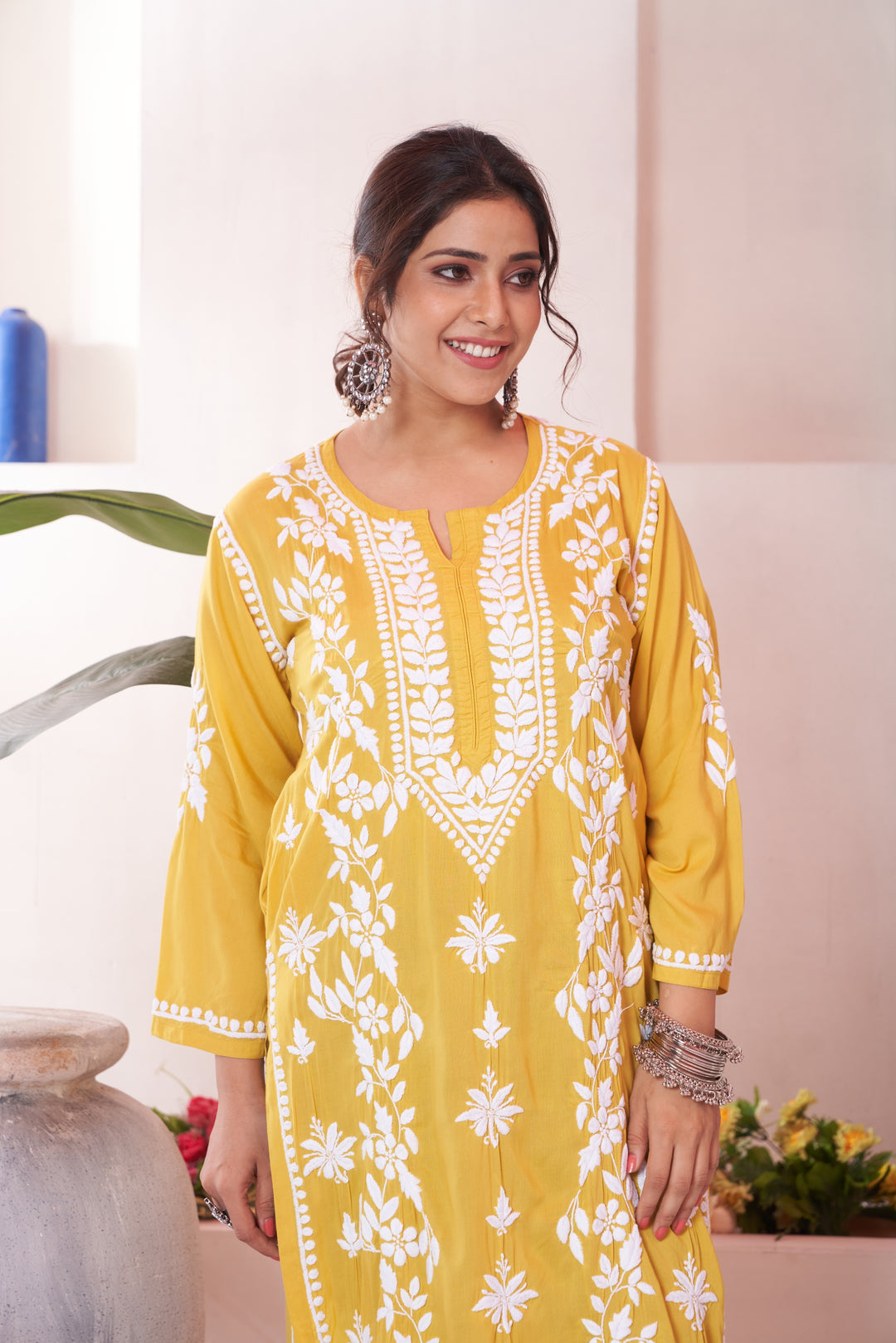 Aqeedah Chikankari Modal Pocket Kurti