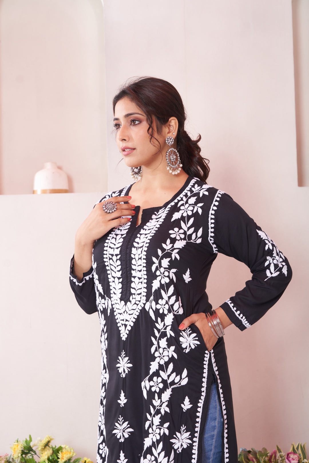 Aqeedah Chikankari Modal Pocket Kurti