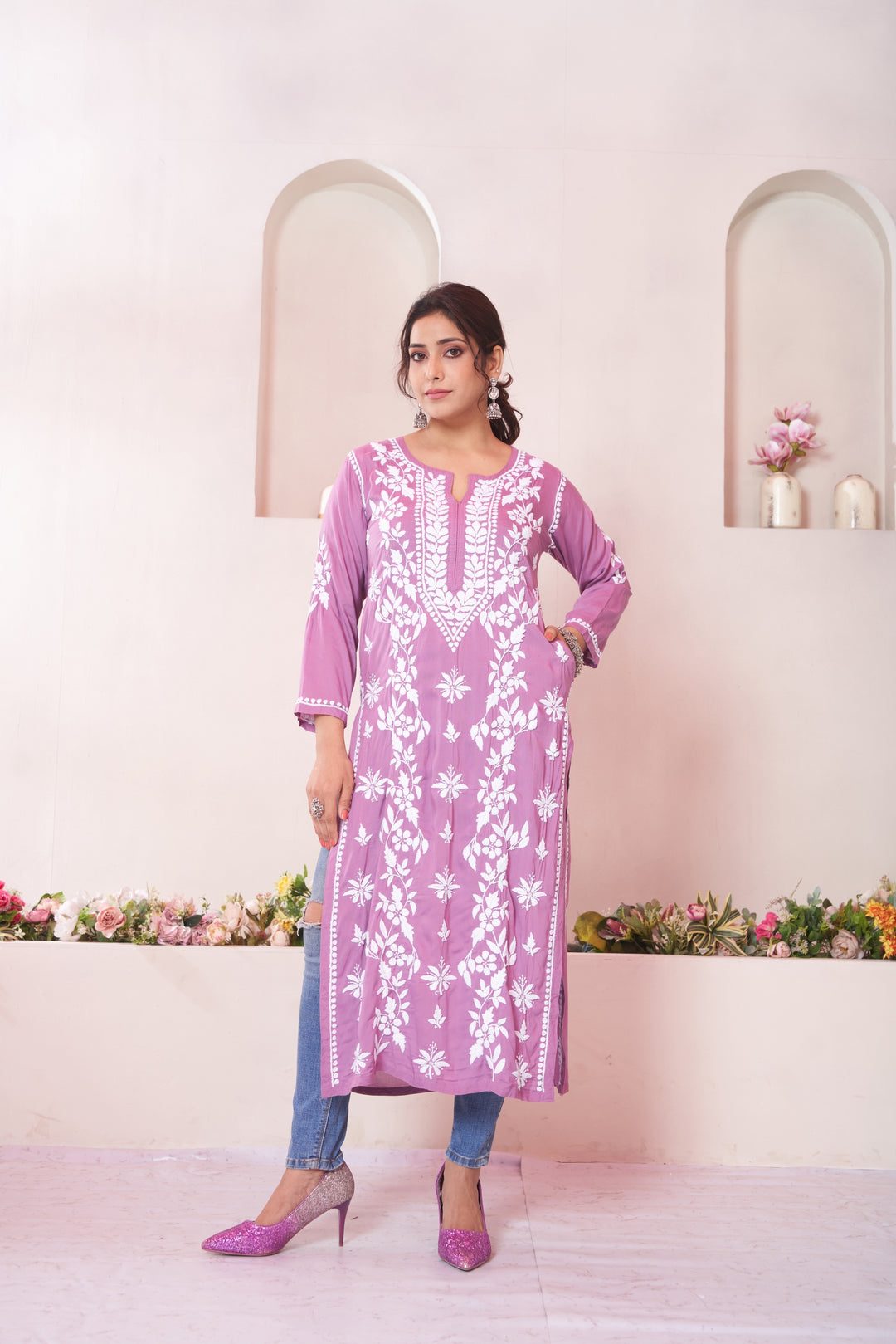 Aqeedah Chikankari Modal Pocket Kurti