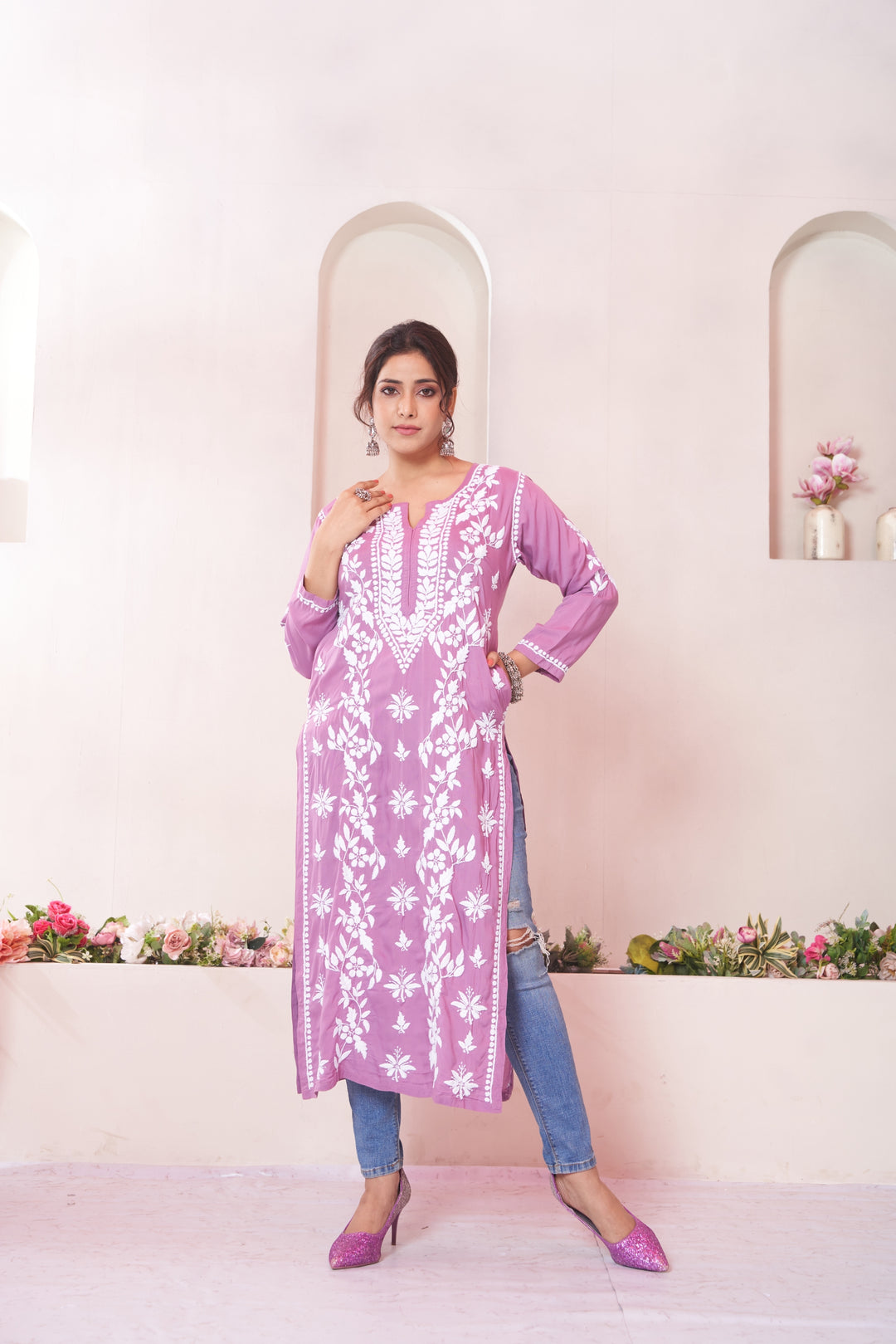 Aqeedah Chikankari Modal Pocket Kurti