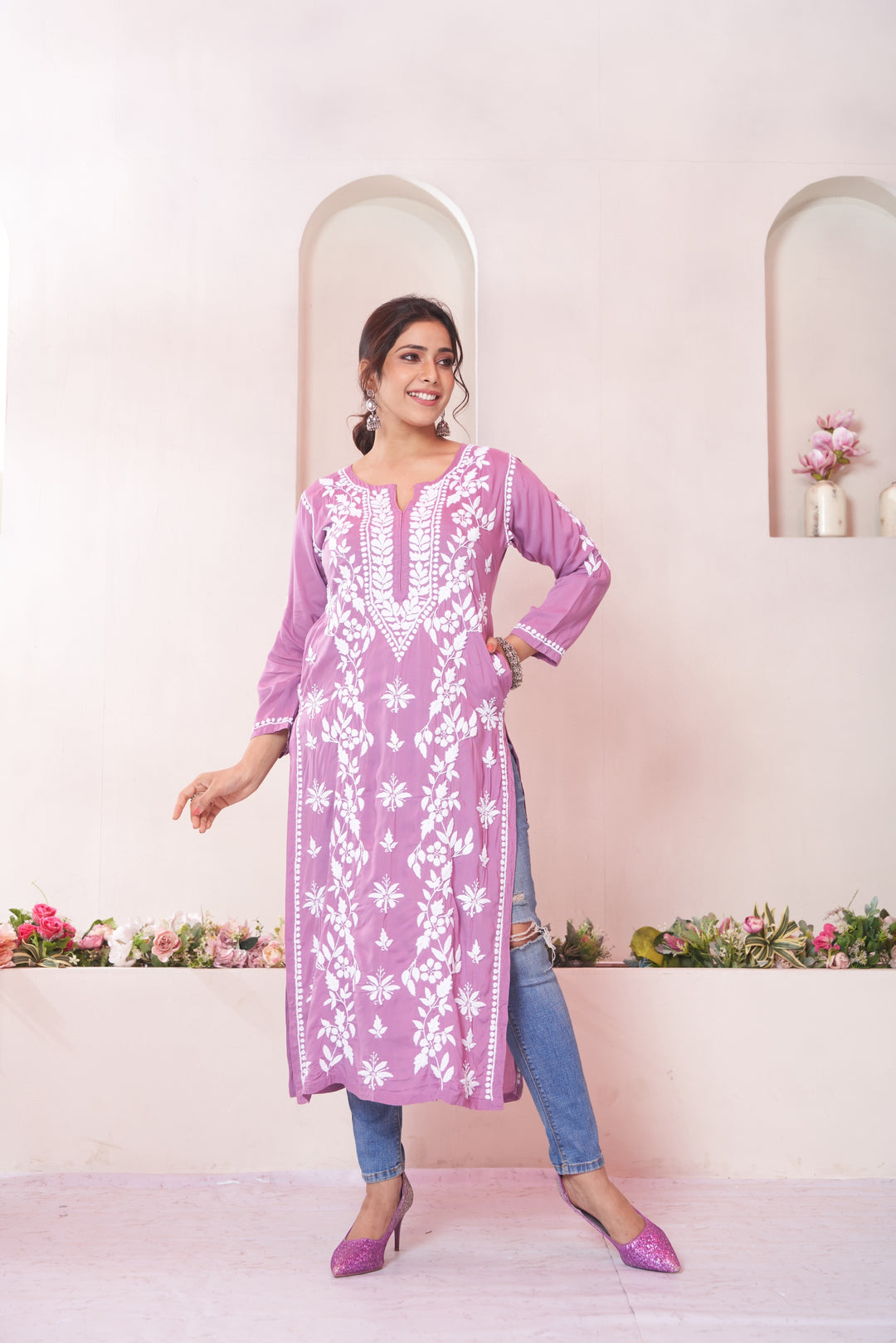 Aqeedah Chikankari Modal Pocket Kurti