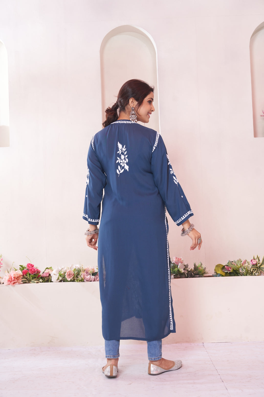 Aqeedah Chikankari Modal Pocket Kurti