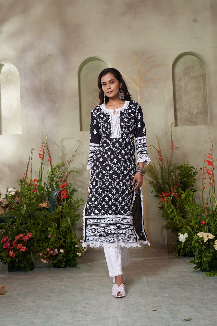 Urwa  jaal Heavy Lace Modal Kurti