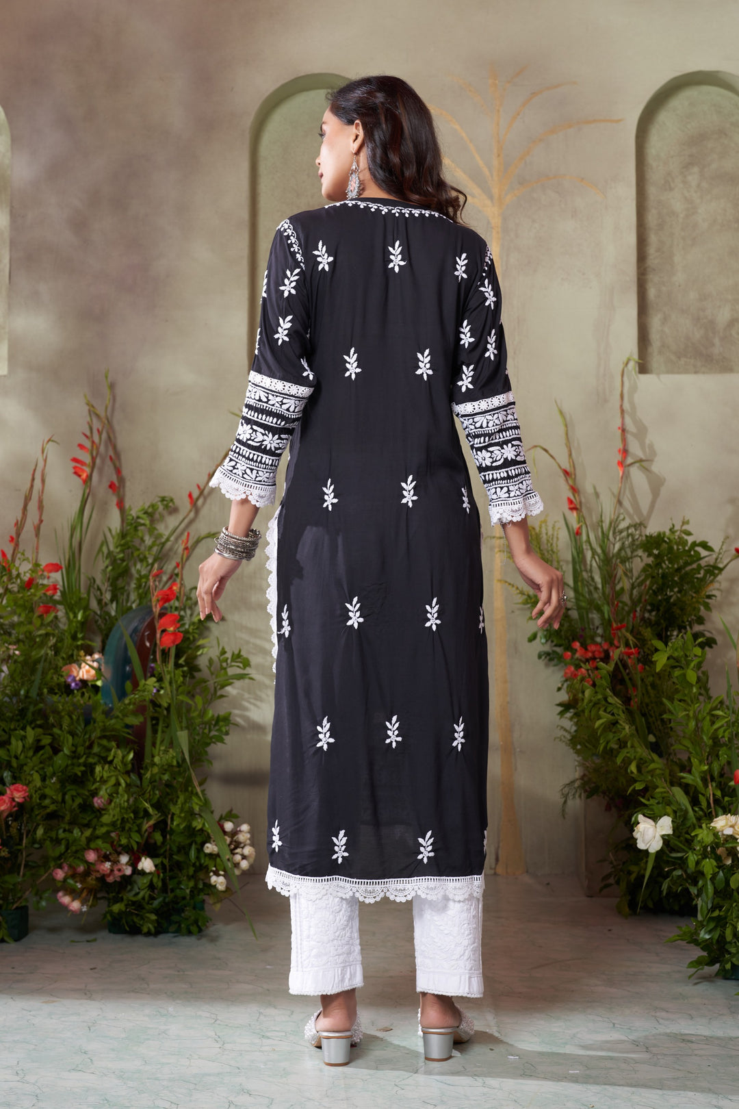 Urwa  jaal Heavy Lace Modal Kurti