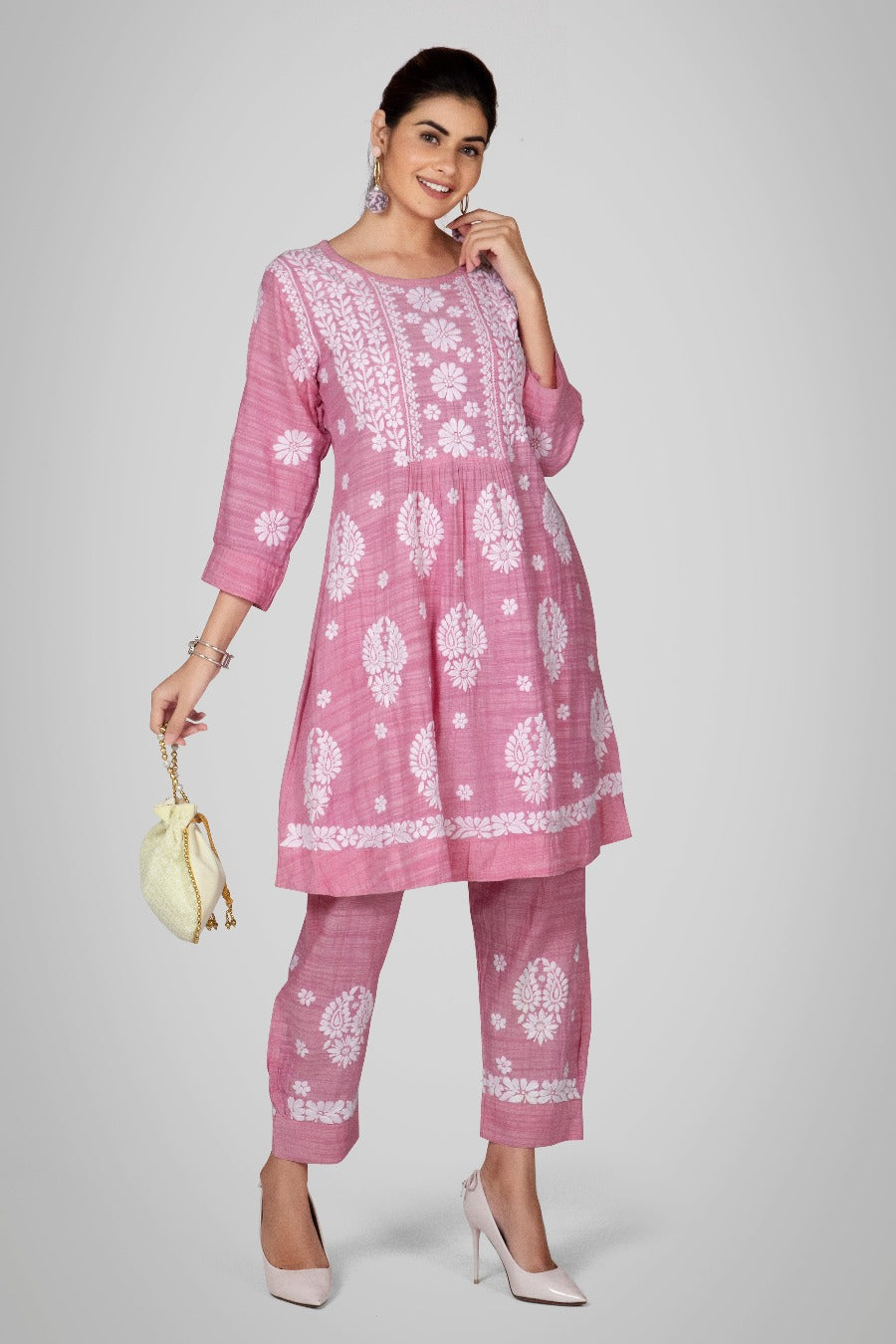 ZEBAISH  Chikankari Jute Pant Set