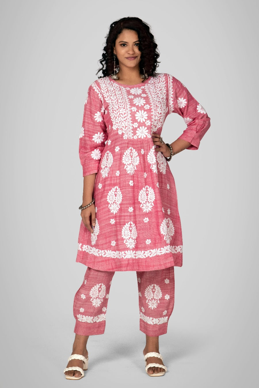 ZEBAISH  Chikankari Jute Pant Set