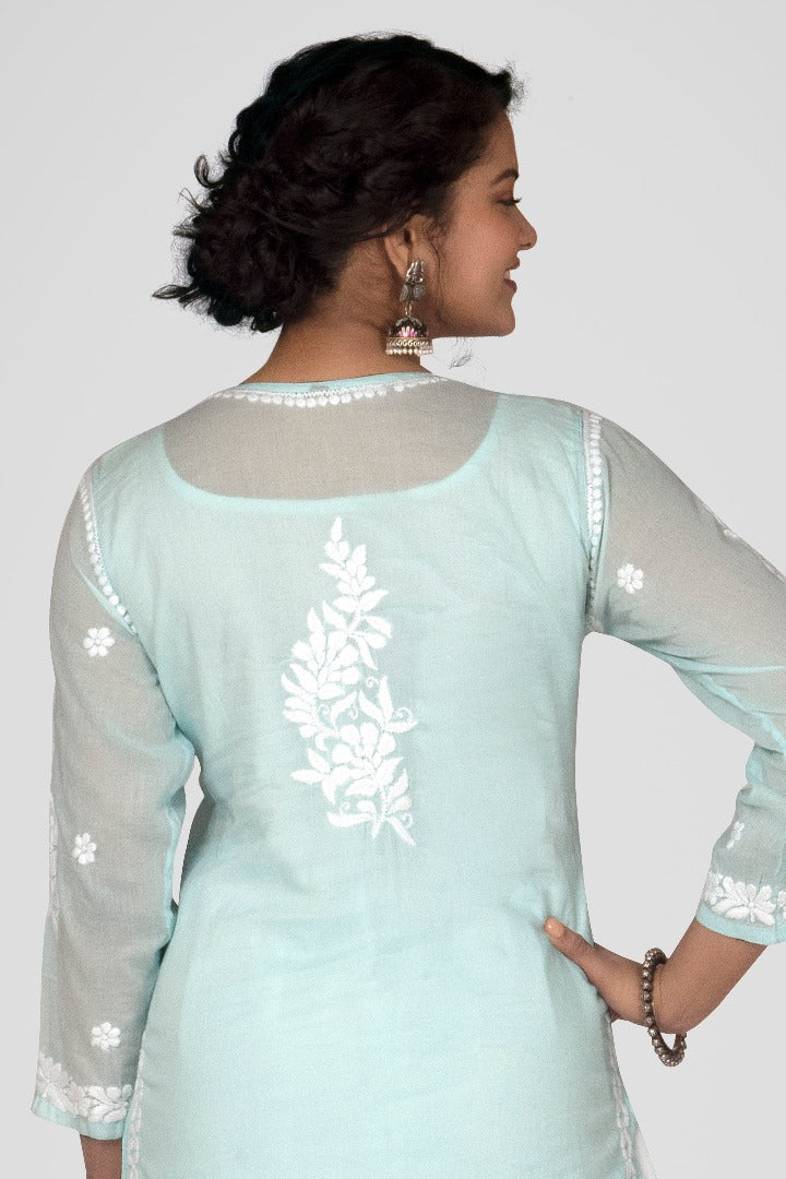 Zaheen Mul Crochet Button Kurti