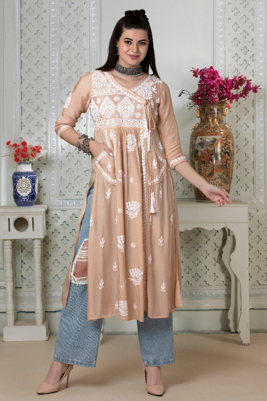 Naira Chikankari Muzlin Pocket Kurti