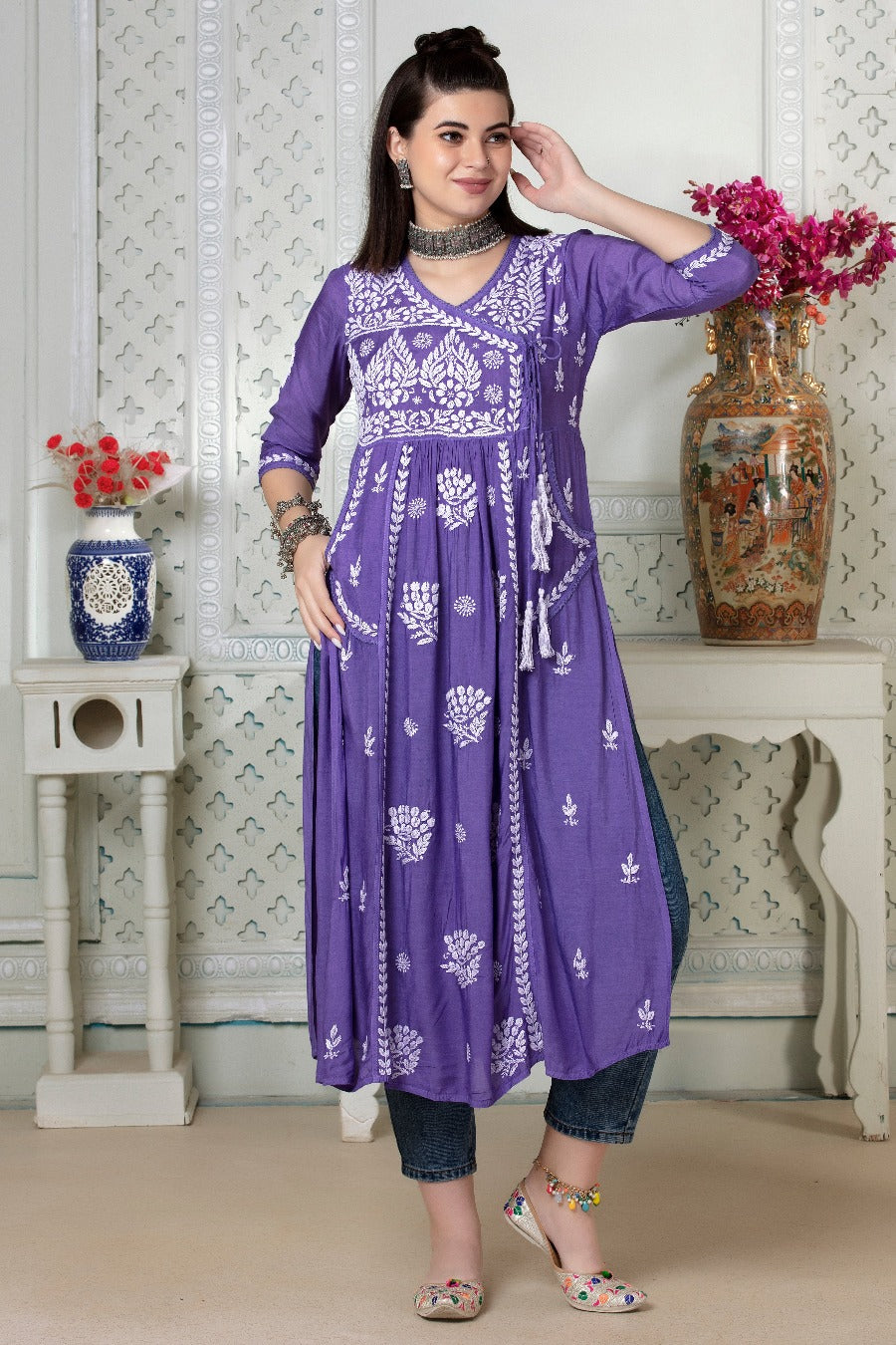 Naira Chikankari Muzlin Pocket Kurti