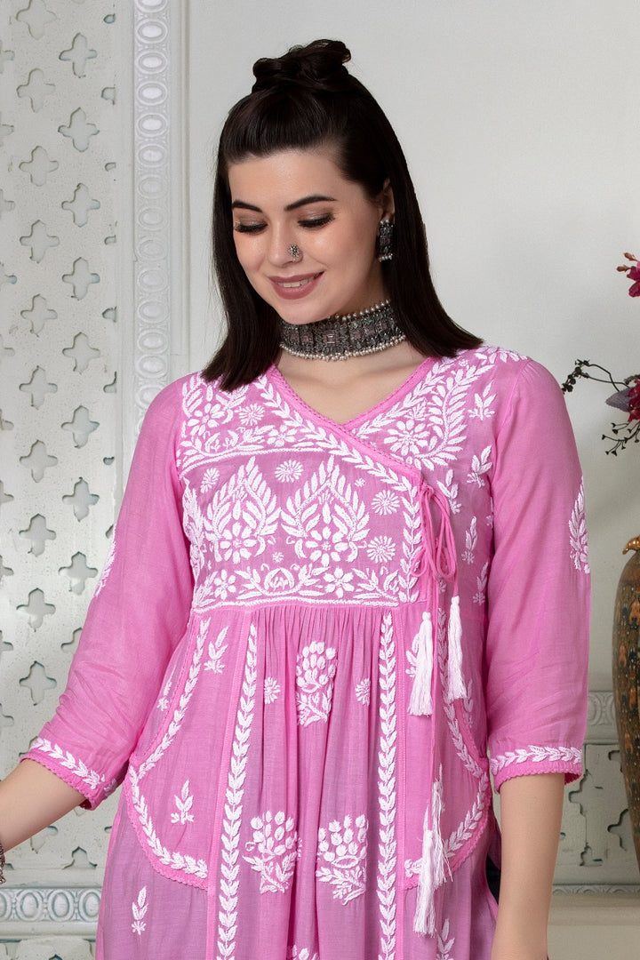 Naira Chikankari Muzlin Pocket Kurti