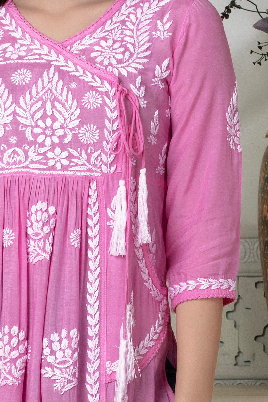 Naira Chikankari Muzlin Pocket Kurti