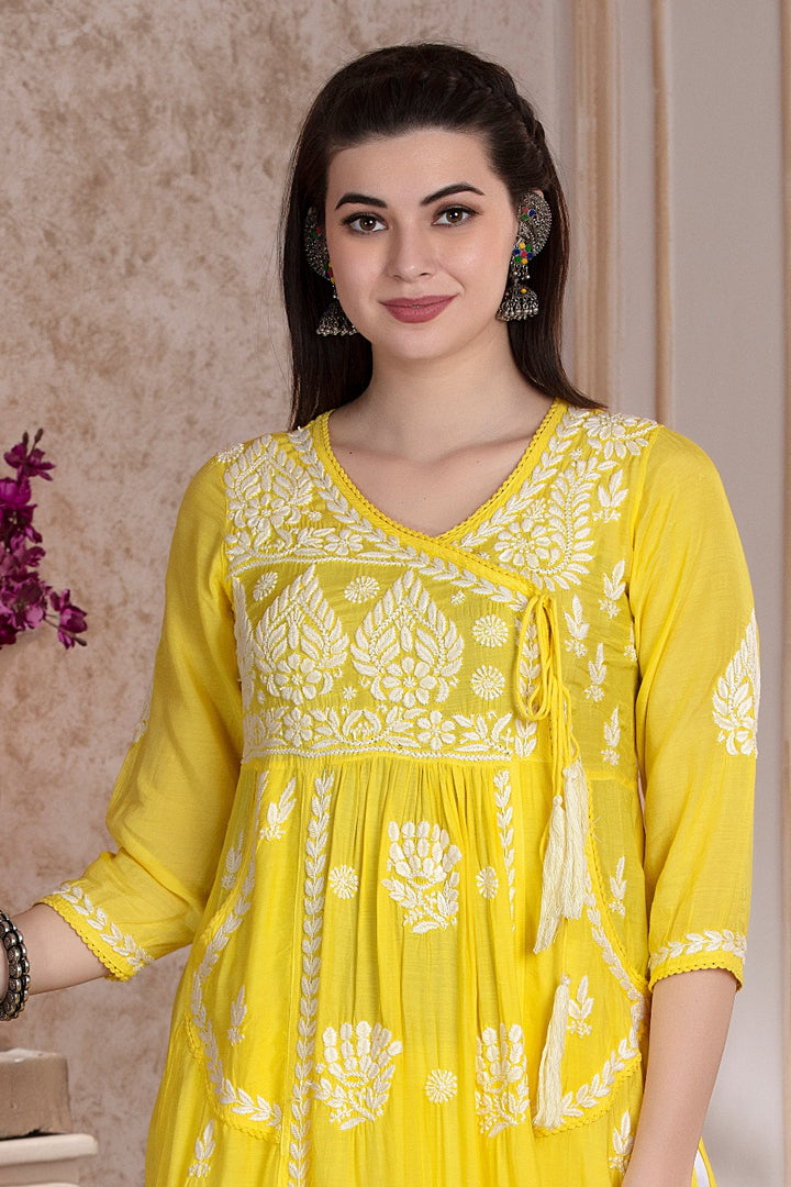 Naira Chikankari Muzlin Pocket Kurti