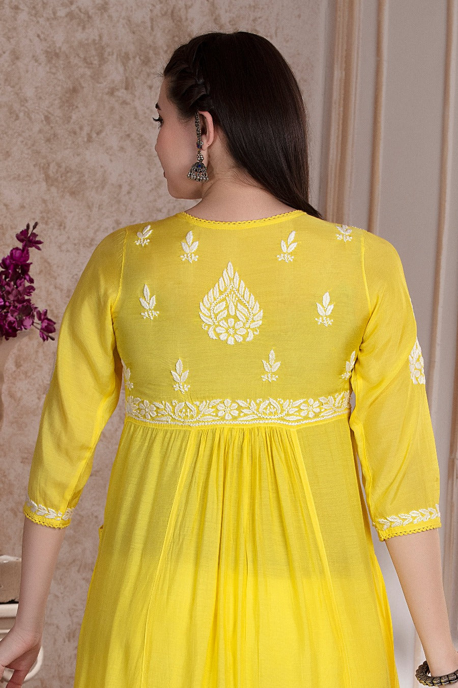 Naira Chikankari Muzlin Pocket Kurti